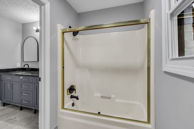 200 Upwind Ct, Nashville, TN 37217