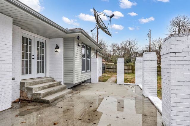 200 Upwind Ct, Nashville, TN 37217