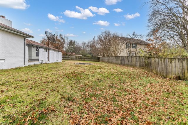 200 Upwind Ct, Nashville, TN 37217