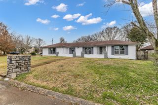 200 Upwind Ct, Nashville, TN 37217