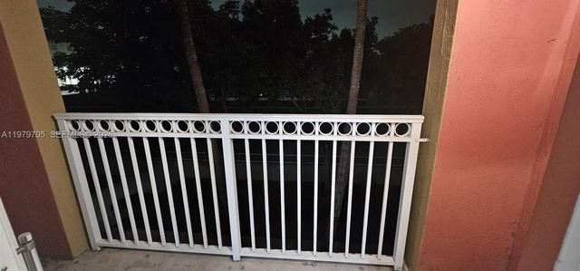 11002 NW 83rd St 210, Doral, FL 33178