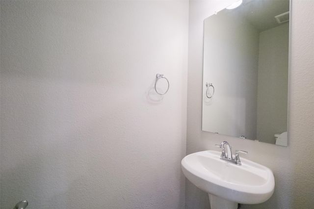 6434 New York Street, Houston, TX 77021