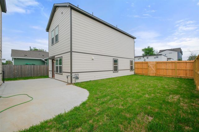 6434 New York Street, Houston, TX 77021