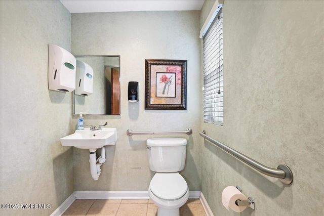 975 Bennetts Mills Road, Jackson, NJ 08527