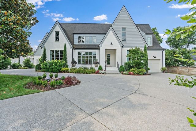 2825 Sugar Tree Rd, Nashville, TN 37215
