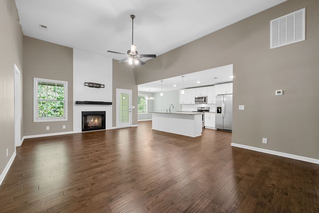 1252 Magnum Drive, Clarksville, TN 37040