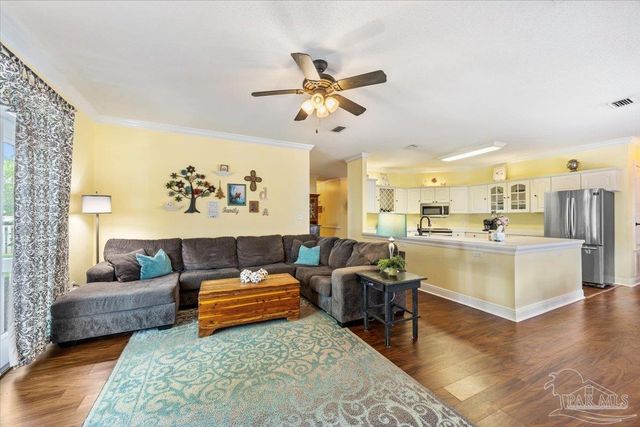 1830 Seahawk Ln, Navarre, FL 32566