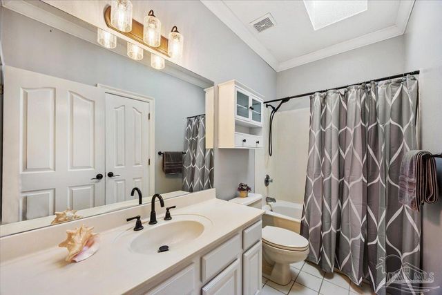 1830 Seahawk Ln, Navarre, FL 32566