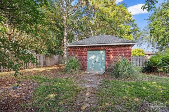 1830 Seahawk Ln, Navarre, FL 32566