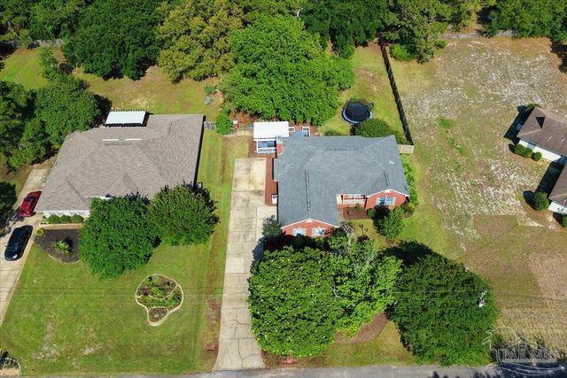 1830 Seahawk Ln, Navarre, FL 32566
