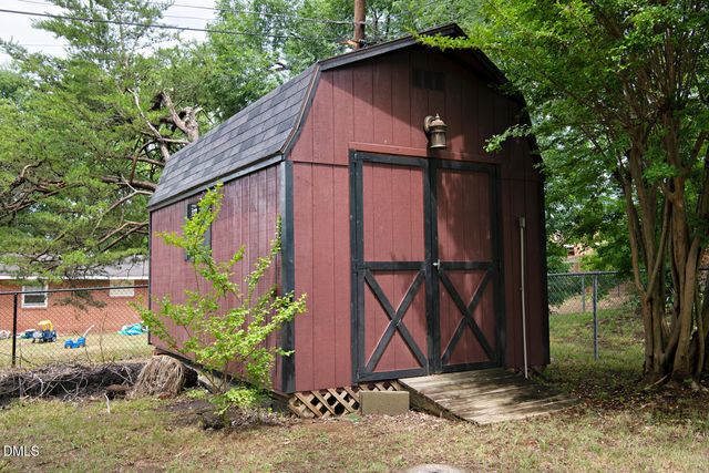 731 Oakgrove Drive, Graham, NC 27253