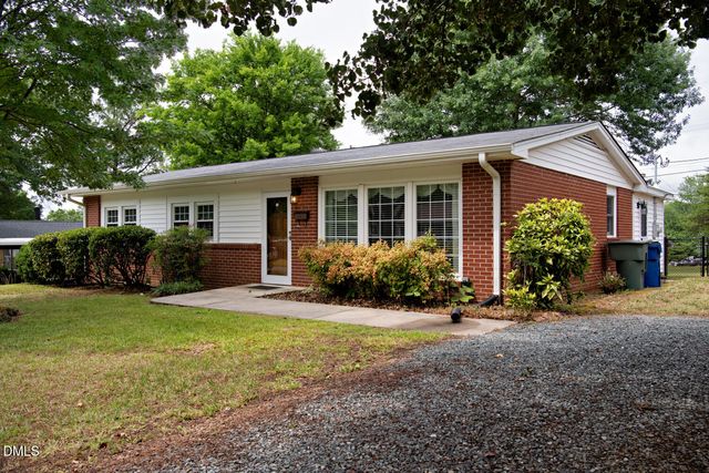 731 Oakgrove Drive, Graham, NC 27253