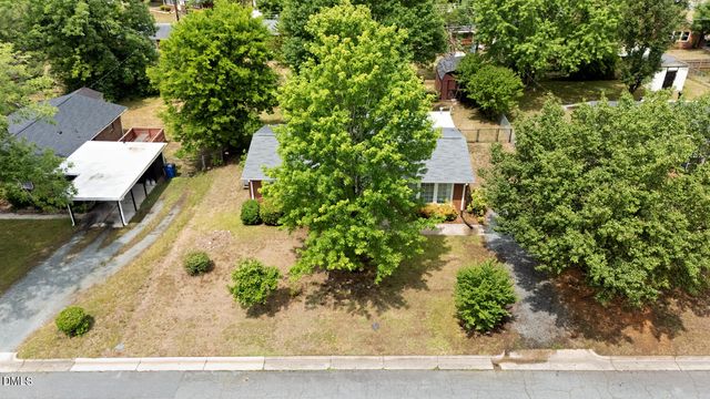 731 Oakgrove Drive, Graham, NC 27253