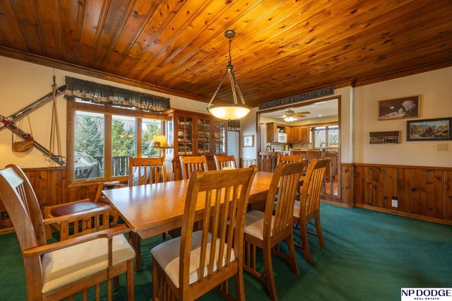 2601 S 76Th Street, Lincoln, NE 68506