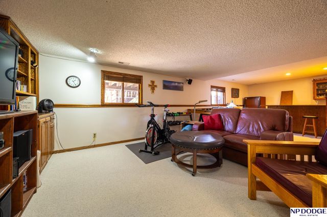 2601 S 76Th Street, Lincoln, NE 68506