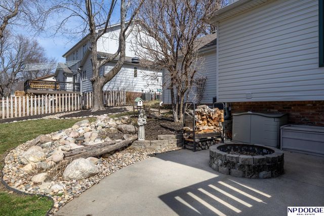 2601 S 76Th Street, Lincoln, NE 68506