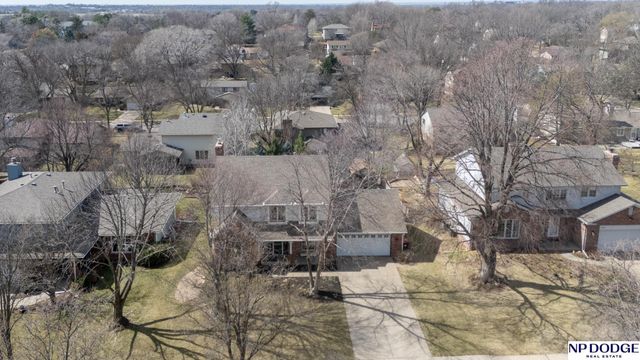 2601 S 76Th Street, Lincoln, NE 68506