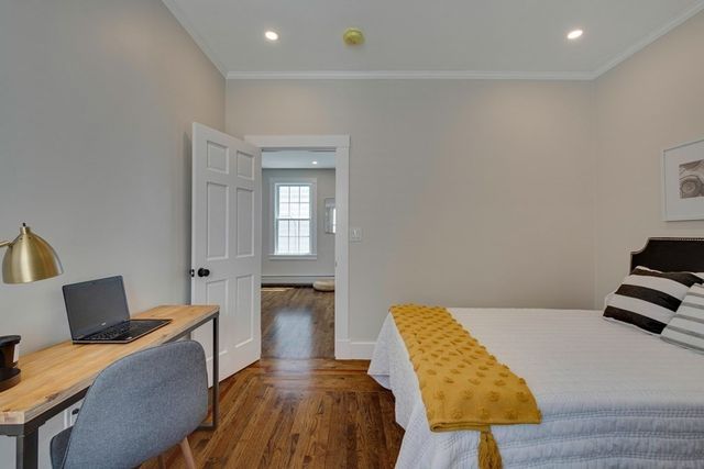 68 Flint St, Somerville, MA 02145