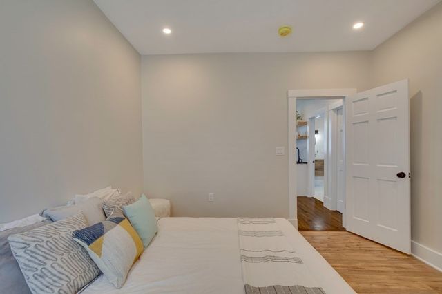 68 Flint St, Somerville, MA 02145