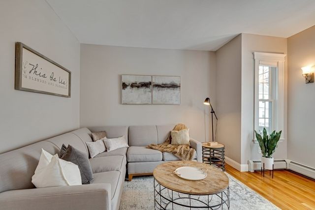 68 Flint St, Somerville, MA 02145