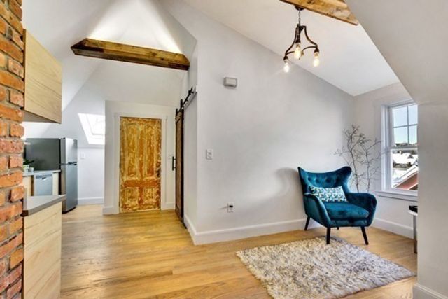 68 Flint St, Somerville, MA 02145
