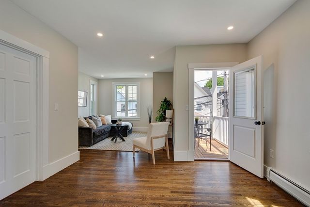 68 Flint St, Somerville, MA 02145