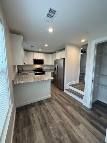 311 RIPLEY AVE E, Covington, TN 38019