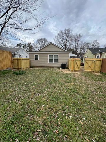 311 RIPLEY AVE E, Covington, TN 38019