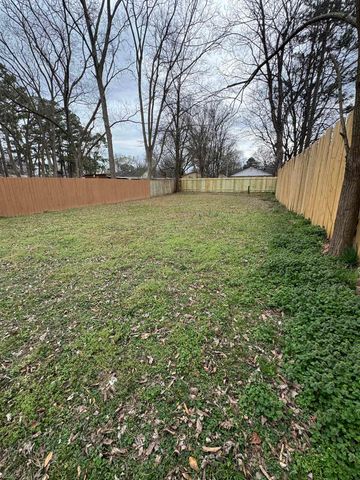 311 RIPLEY AVE E, Covington, TN 38019