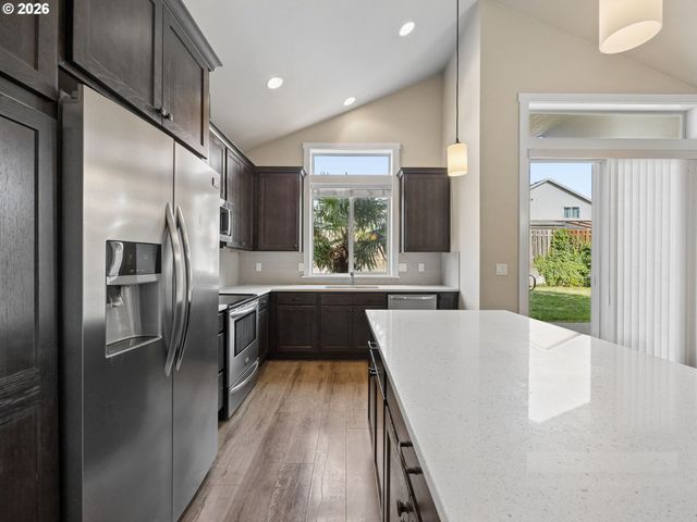 116 Ne OAK VIEW Ln, Estacada, OR 97023