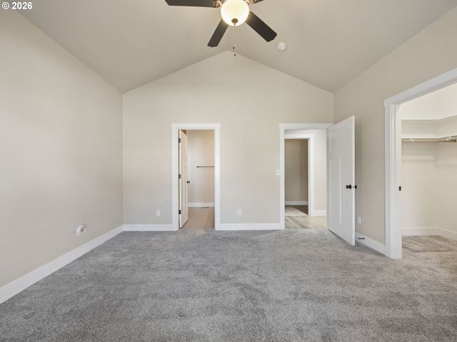 116 Ne OAK VIEW Ln, Estacada, OR 97023