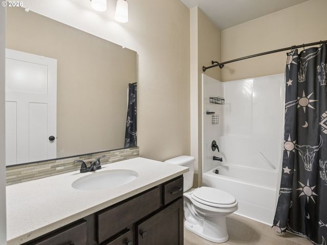 116 Ne OAK VIEW Ln, Estacada, OR 97023