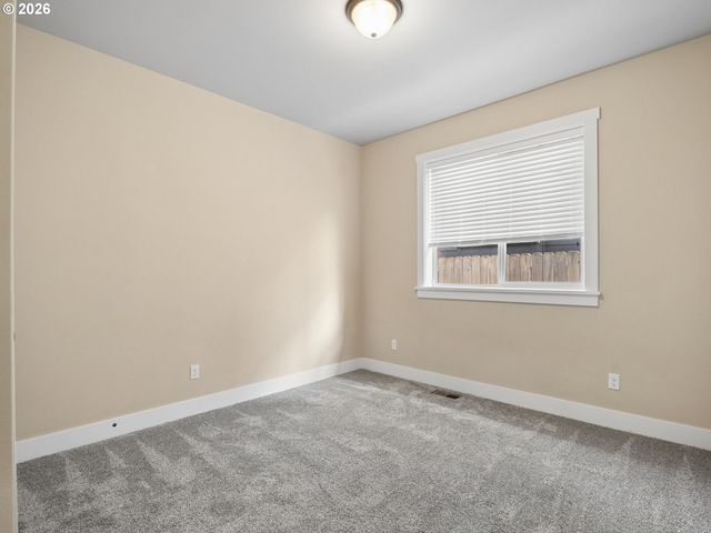 116 Ne OAK VIEW Ln, Estacada, OR 97023