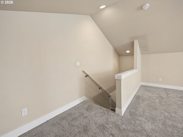 116 Ne OAK VIEW Ln, Estacada, OR 97023