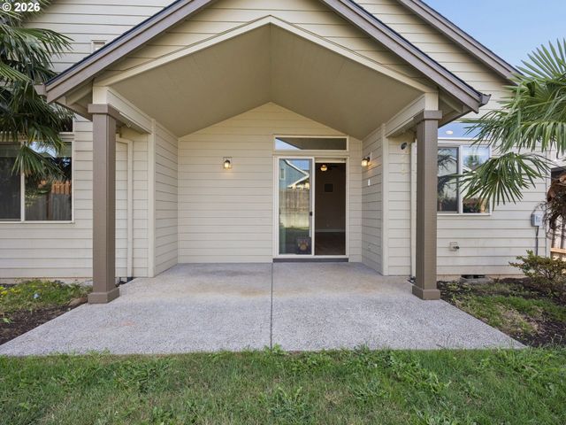 116 Ne OAK VIEW Ln, Estacada, OR 97023