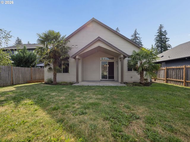116 Ne OAK VIEW Ln, Estacada, OR 97023