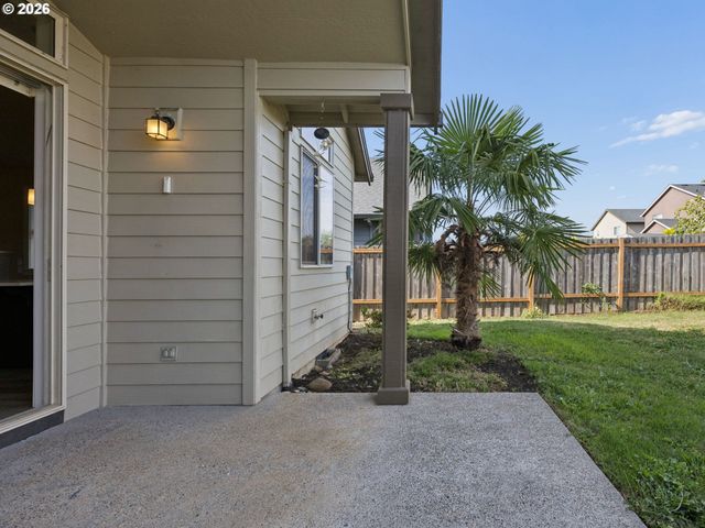 116 Ne OAK VIEW Ln, Estacada, OR 97023