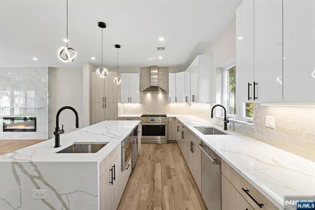 264 Beverly Hills Road, Fort Lee, NJ 07024
