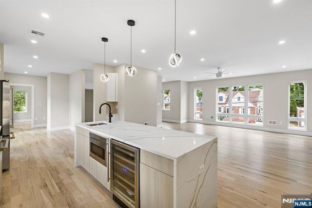 264 Beverly Hills Road, Fort Lee, NJ 07024