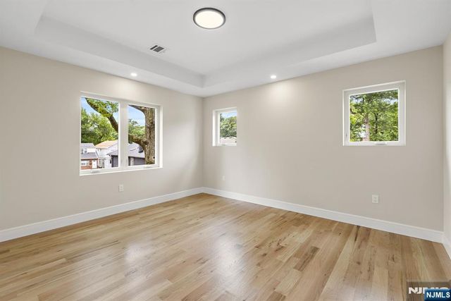 264 Beverly Hills Road, Fort Lee, NJ 07024