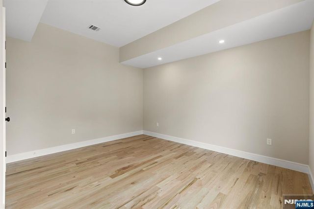 264 Beverly Hills Road, Fort Lee, NJ 07024