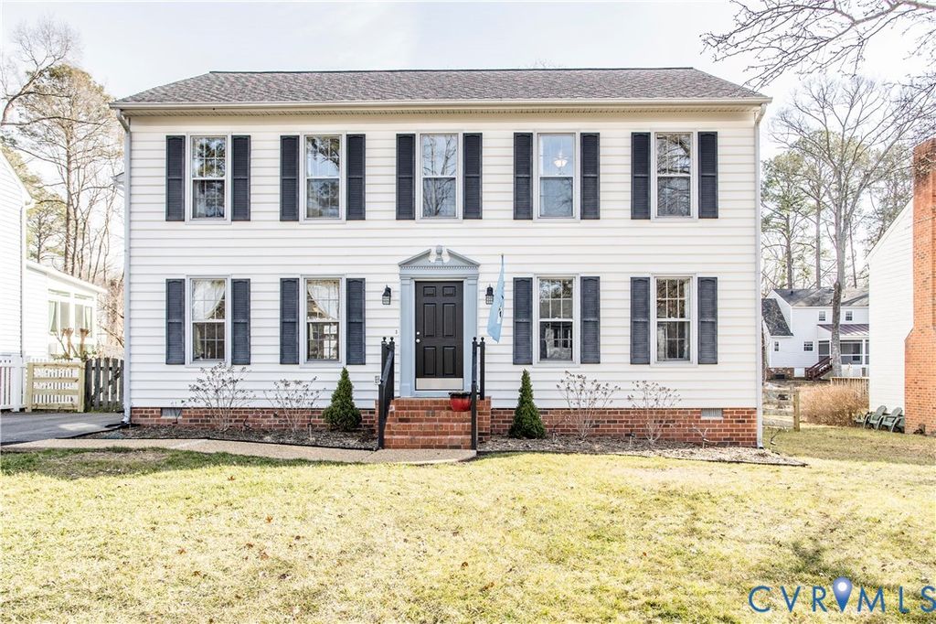 1513 Wood Grove Cir, Henrico, VA 23238