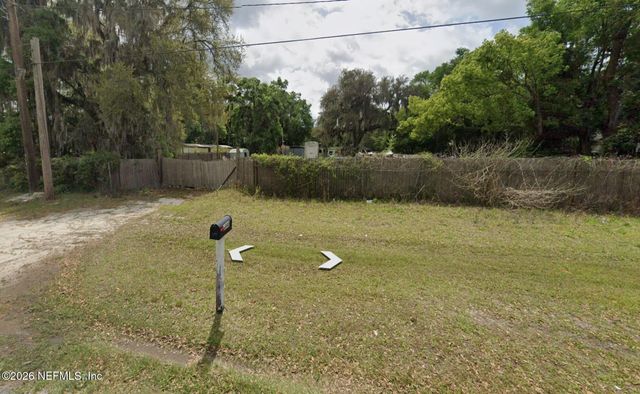 6848 LENOX Avenue, Jacksonville, FL 32205