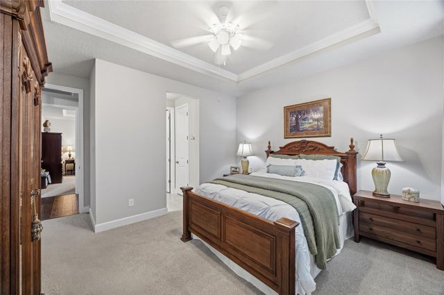 9916 Oaklawn Dr Drive, Mont Belvieu, TX 77523