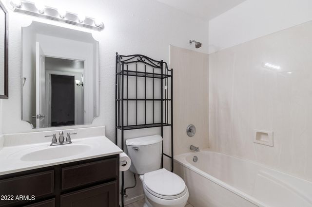 1681 W Musket Way, Chandler, AZ 85286