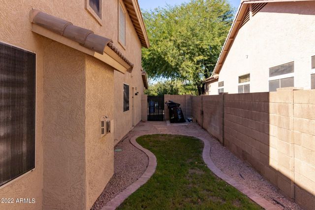 1681 W Musket Way, Chandler, AZ 85286