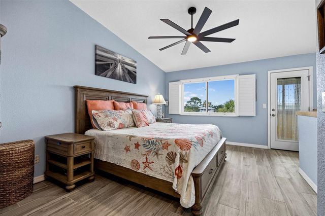 2395 HANOVER DR, Dunedin, FL 34698