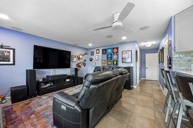 2395 HANOVER DR, Dunedin, FL 34698