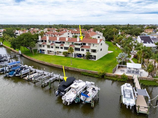 2395 HANOVER DR, Dunedin, FL 34698