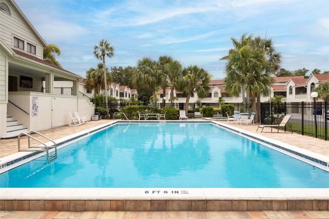 2395 HANOVER DR, Dunedin, FL 34698